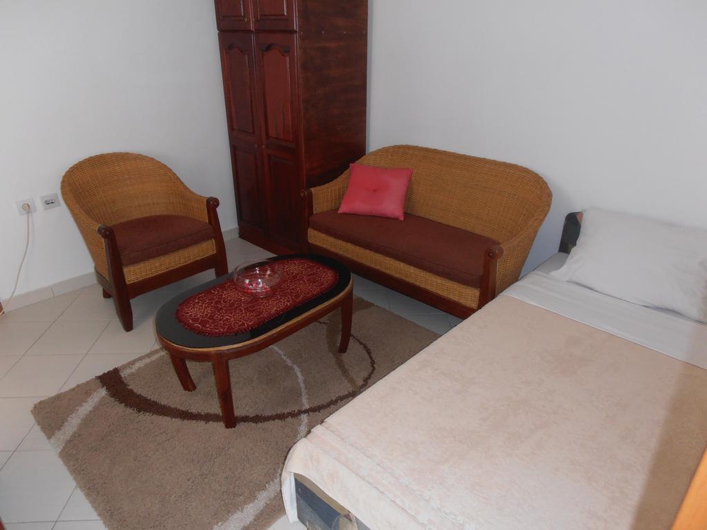 Apartmani Zeljko Vujovic Budva Zewnętrze zdjęcie